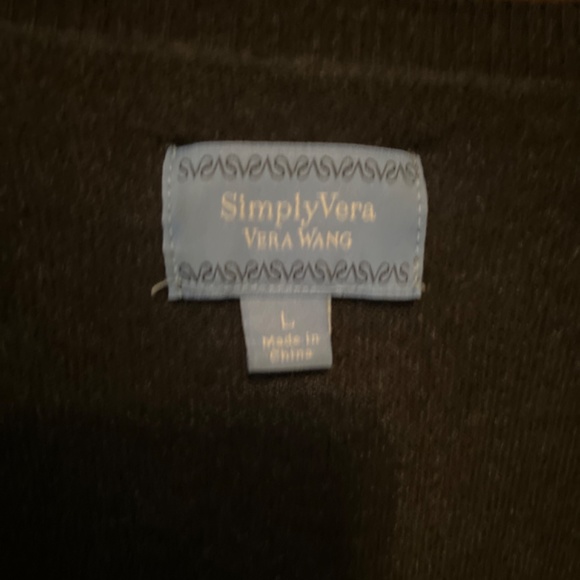 Shirt - Picture 3 of 4